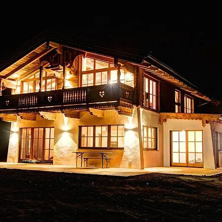 Kaiserwinkl Chalets Appartement Kössen